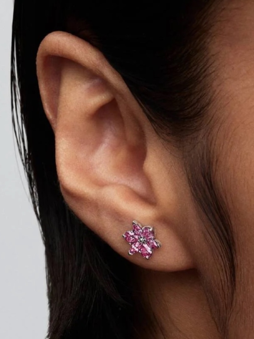 PANDORA Herbarium Sparkling Pink Flower Stud Earrings
Sterling silver